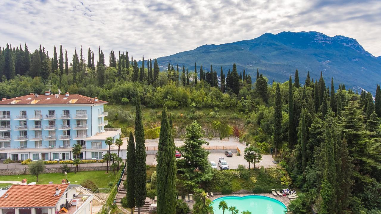 Residence Marina Riva del Garda Exterior photo